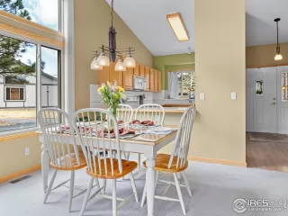 Photo #6: 1027816 Listing 