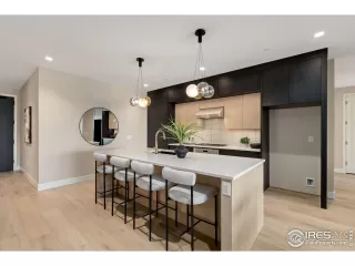 Photo #6: 1027917 Listing 