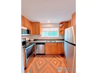 Photo #6: 1027923 Listing 