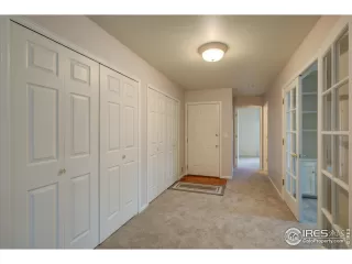 Photo #5: 1027950 Listing