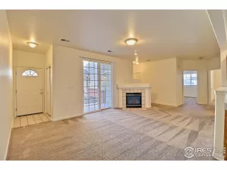 Photo #4: 1027958 Listing