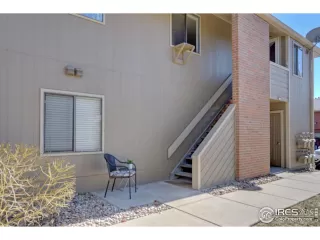 Photo #2: 1027972 Listing