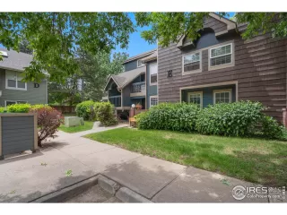 Photo #2: 1028028 Listing