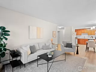 Photo #3: 1028032 Listing