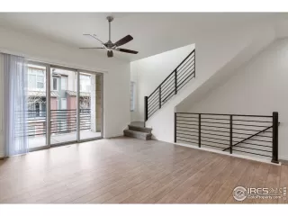 Photo #1: 1028036 Listing