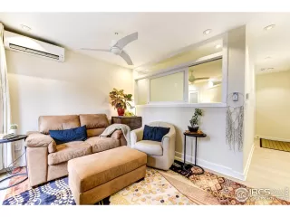 Photo #5: 1028131 Listing 