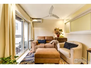 Photo #6: 1028131 Listing 