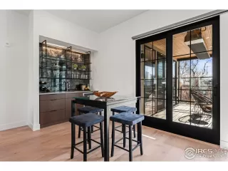 Photo #5: 1028141 Listing 