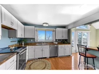 Photo #3: 1028222 Listing 