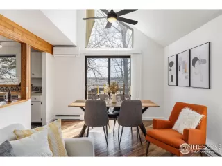 Photo #6: 1028223 Listing