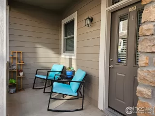 Photo #4: 1028228 Listing