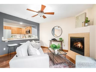 Photo #6: 1028244 Listing