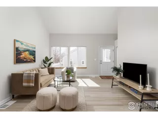 Photo #1: 1028292 Listing