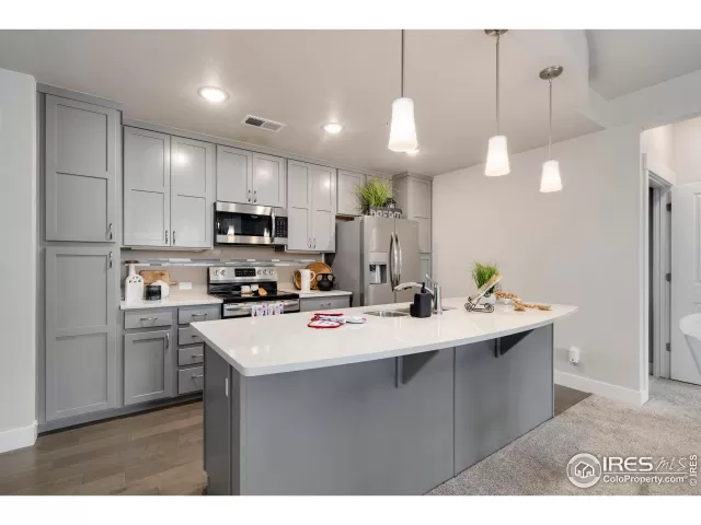 MLS: 1028396 Condo For Sale