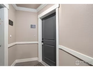 Photo #2: 1028396 Listing