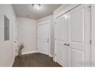 Photo #3: 1028396 Listing