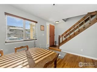 Photo #4: 1028397 Listing