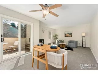 Photo #5: 1028497 Listing