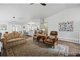 Photo #4: 1028510 Listing 