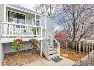 Photo #1: 1028611 Listing