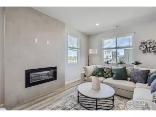 Photo #4: 1028681 Listing 