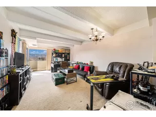 Photo #2: 1028708 Listing