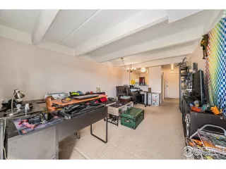 Photo #3: 1028708 Listing