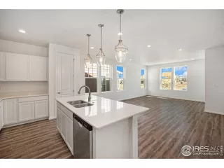 Photo #3: 1028740 Listing 