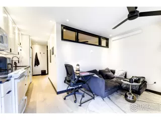 Photo #1: 1028765 Listing