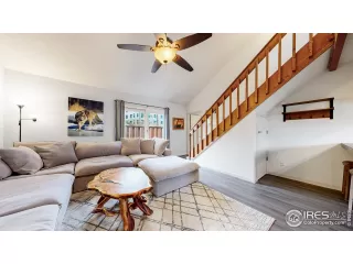 Photo #2: 1028828 Listing