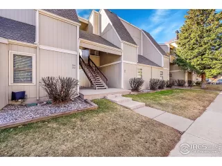 Photo #2: 1028837 Listing