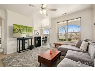 Photo #1: 1028872 Listing