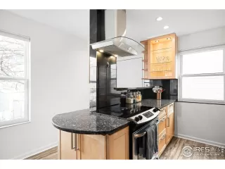 Photo #5: 1028920 Listing 