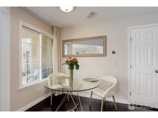 Photo #4: 1029062 Listing