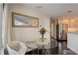 Photo #5: 1029062 Listing