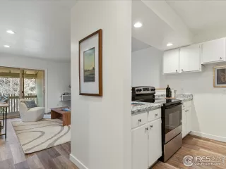 Photo #3: 1029076 Listing 