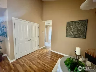 Photo #6: 1029088 Listing