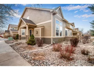 Photo #3: 1029098 Listing