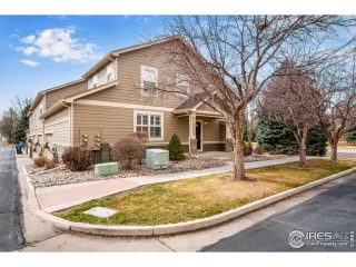 Photo #4: 1029098 Listing