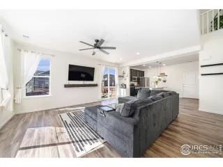 Photo #1: 1029112 Listing