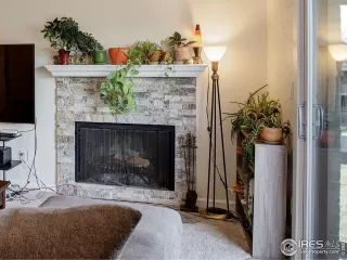 Photo #6: 1029128 Listing