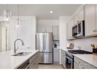 Photo #6: 1029130 Listing 