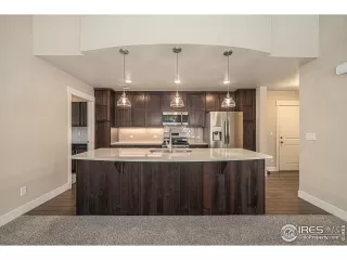 Photo #6: 1029154 Listing