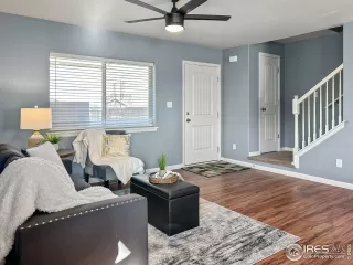 Photo #6: 1029189 Listing