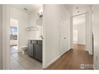 Photo #2: 1029203 Listing