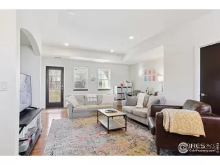 Photo #3: 1029266 Listing 