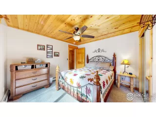 Photo #6: 1029354 Listing