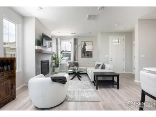 Photo #4: 1029466 Listing 