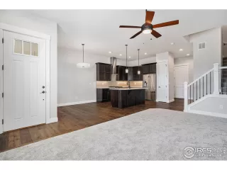 Photo #1: 1029624 Listing