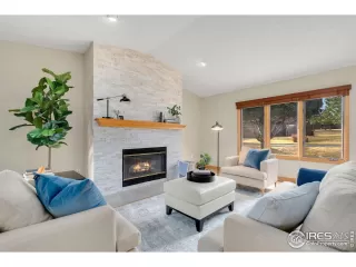 Photo #5: 1029664 Listing